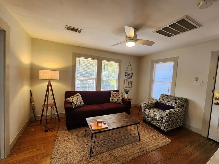 E 11th 1/2 St — Photo 3