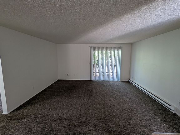 4th image of 390-414 Madrona Ave S #390