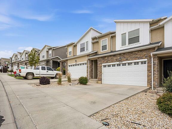 2nd image of 4428 W Hill Shadow Way #1