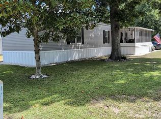 570 Canal Dr, Murrells Inlet, SC 29576