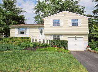 1306 Cinnamon Pl, Galloway, OH 43119