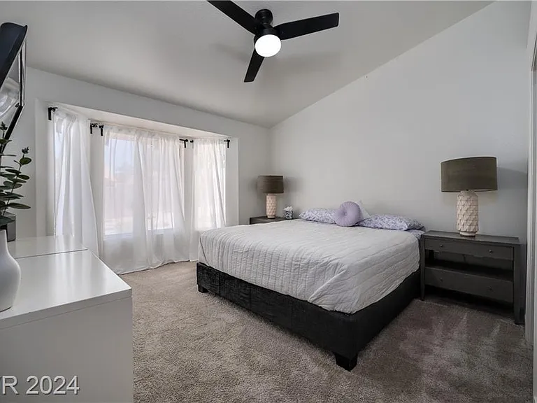 9433 Grand Mesa Dr — Photo 16