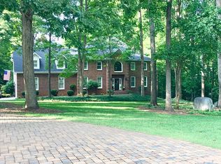 9104 Oak Bluff Ct, Waxhaw, NC 28173