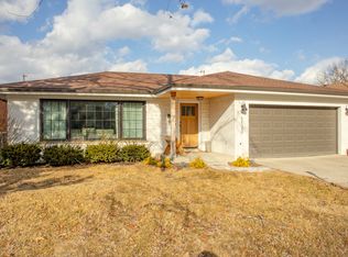 1120 W Talcott Rd, Park Ridge, IL 60068