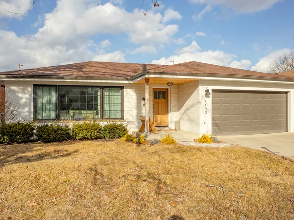 1120 W Talcott Rd, Park Ridge, IL 60068