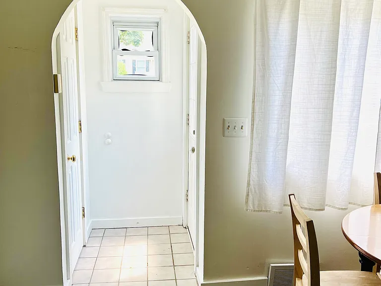 515 Kipling Blvd — Photo 8
