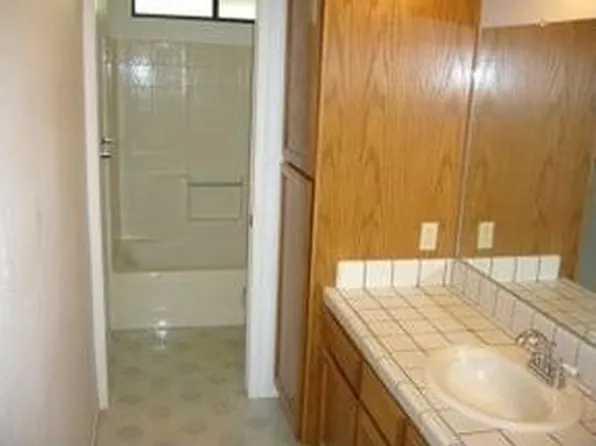 2011 Marlene Ave, Redding, CA 96002
