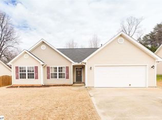 105 Sturgeon Bay Dr, Taylors, SC 29687