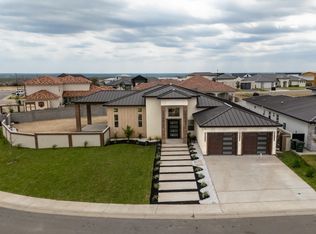 13 Finca Loop, Laredo, TX 78045