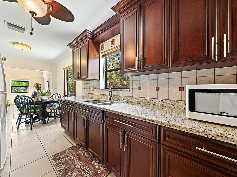 4057 Chukker Dr — Photo 12