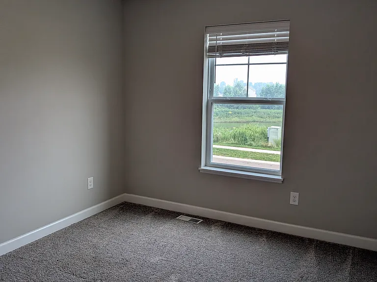 7368 183rd St W — Photo 27