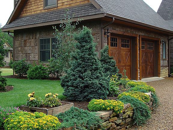 2nd image of 200 Pasture Ln