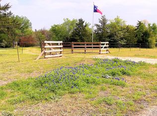 6969 Rose Hill Rd, Calvert, TX 77837