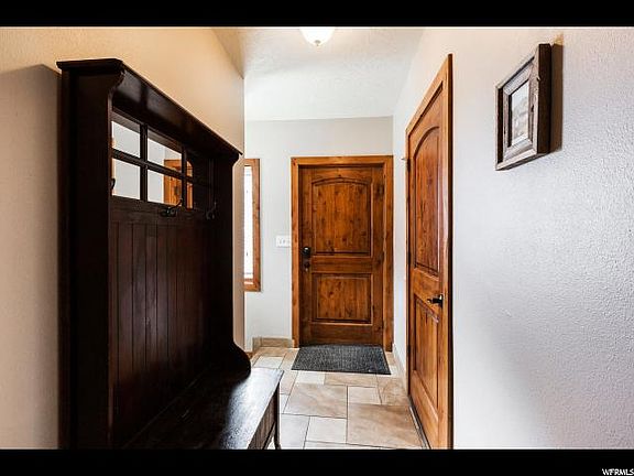 4th image of 236/238 Norfolk Ave