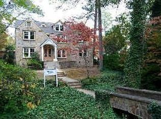 2509 Kenmore Dr, Raleigh, NC 27608