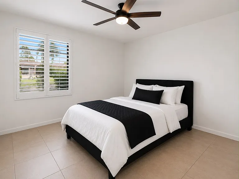 7250 E Paradise Dr — Photo 14
