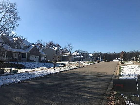 Right side of Bingham Avenue