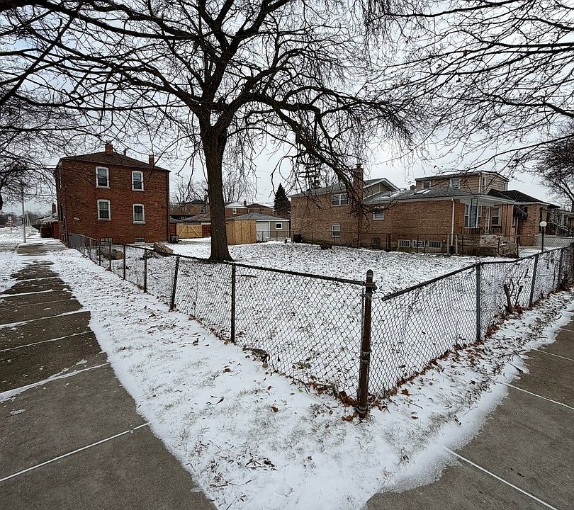 1st image of 9601 S Harvard Ave