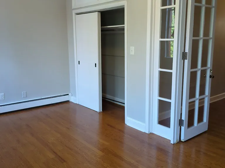 1809 Bolton St #2 — Photo 8