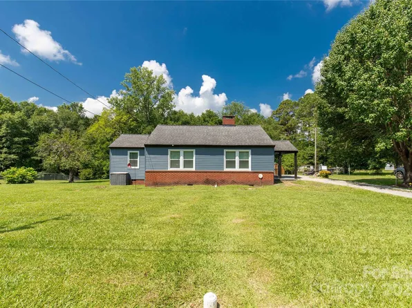 1658 Hillcrest Ave, Lancaster, SC 29720