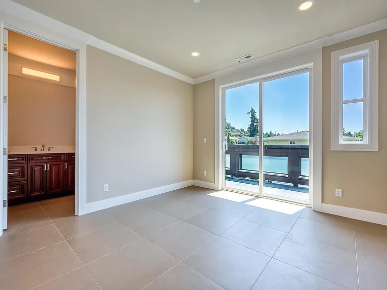 13188 SE 45th Ct — Photo 21