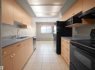 Aspen Garden Estates, Edmonton, AB T6J 4A9