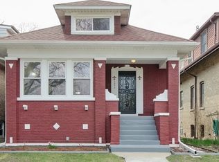 4854 N Kildare Ave, Chicago, IL 60630