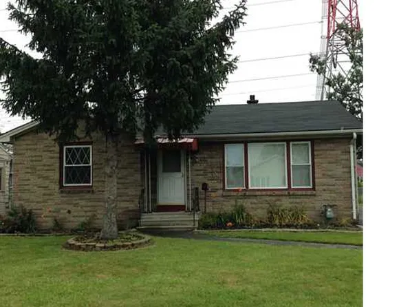 3 Heather Rd, Cheektowaga, NY 14225