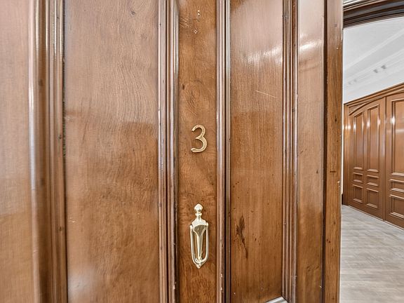 3rd image of 533 Locust St Unit 3