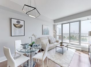 39 Upper Duke Cres #413, Markham, ON L6G 0B8