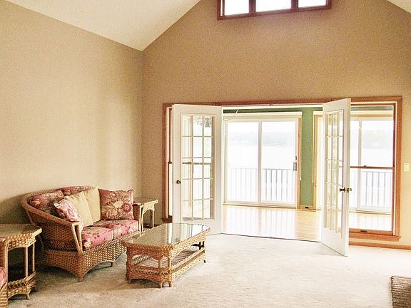 2nd image of 3681 N Sunset Way