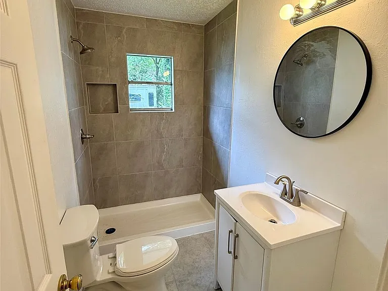 519 McGuire Ln — Photo 6