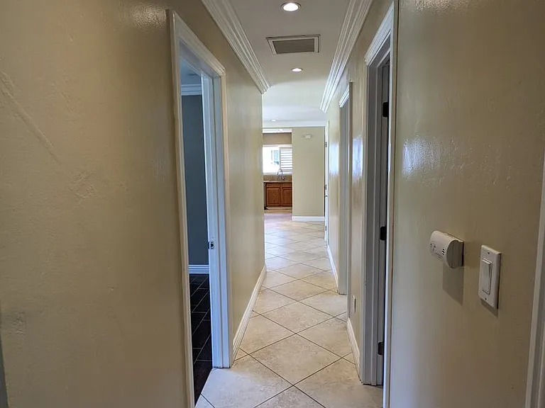 4865 Campanile Dr — Photo 35