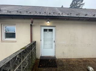 418 Maple St, Parkesburg, PA 19365