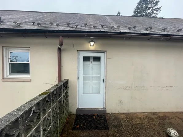 418 Maple St, 418 Maple St #2, Parkesburg, PA 19365