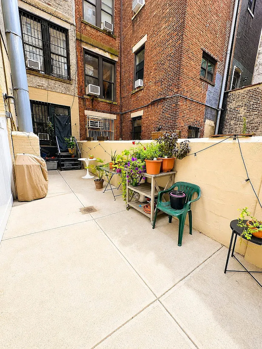 313 West 105th Street — Photo 4
