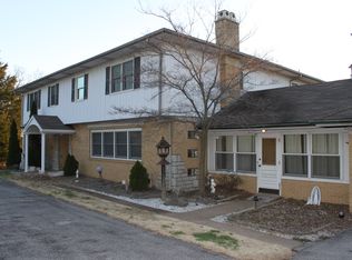 9431 Golfinhurst Ln, Saint Louis, MO