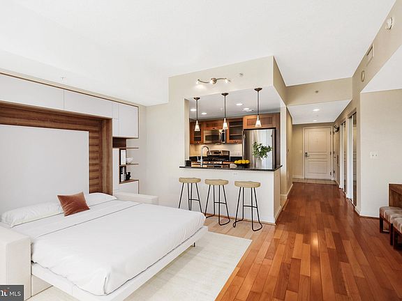 2nd image of 2451 Midtown Ave #617