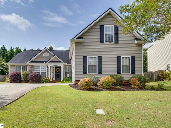 305 Plamondon Dr, Simpsonville, SC 29680