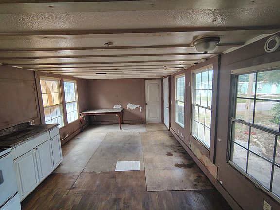3rd image of 920 Boardwalk Ln #813