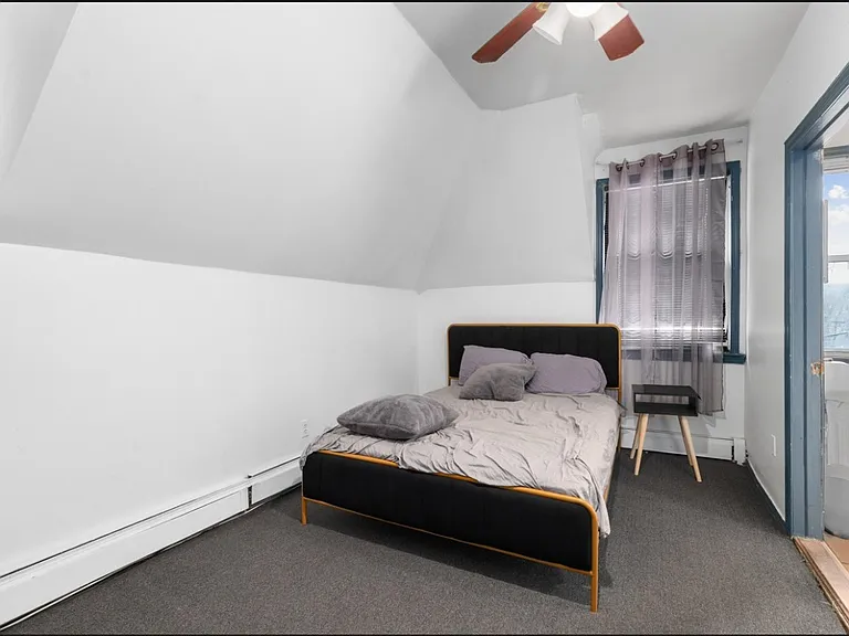 9 Troy St — Photo 4
