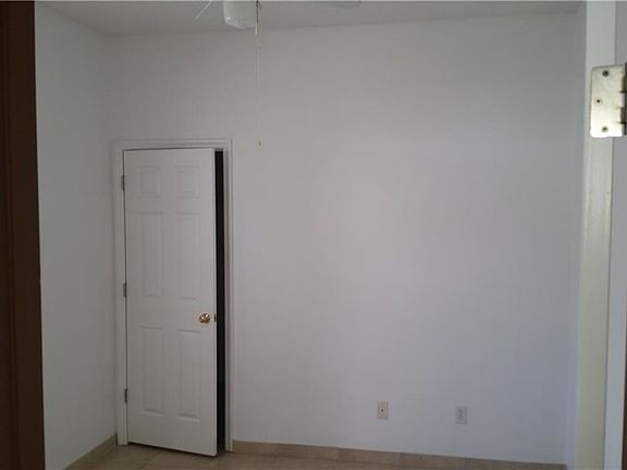 4th image of 2719 Heron Landing Ct