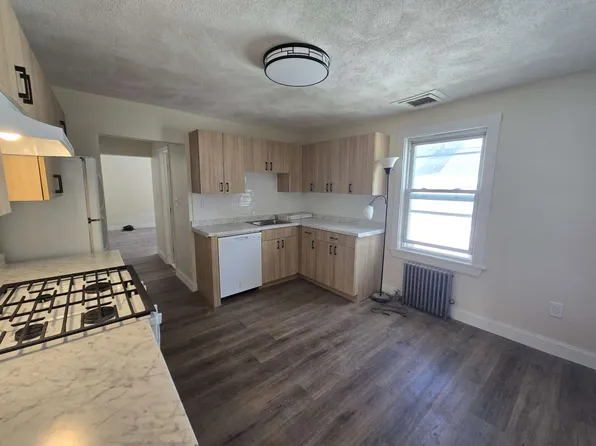 17-19 Vernon St #19-2, Waltham, MA 02453