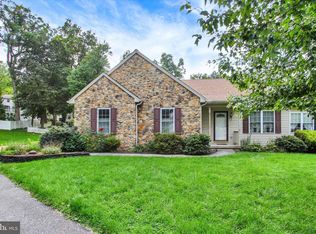 2314 Daisy Rd, York, PA 17402