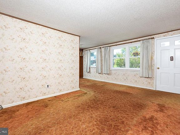 3rd image of 427 Garfield Ave