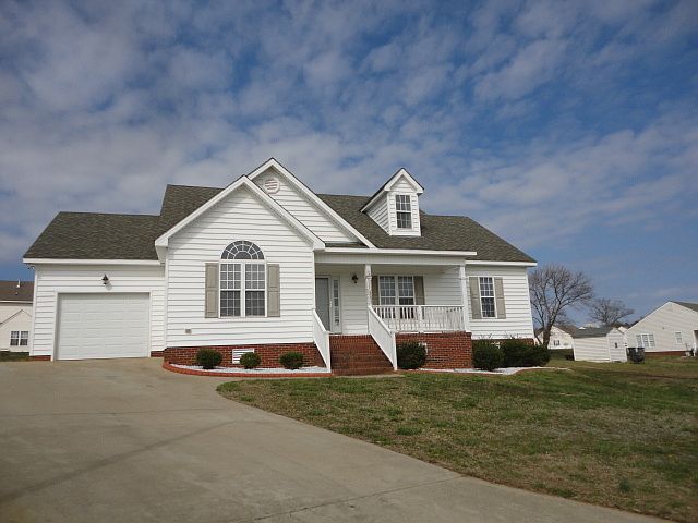 1st image of 115 Collingbourne Ct