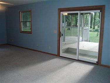 2nd image of 32740 Redwood Blvd