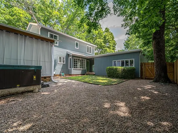 2559 Alabama St, Lawrence, KS 66046