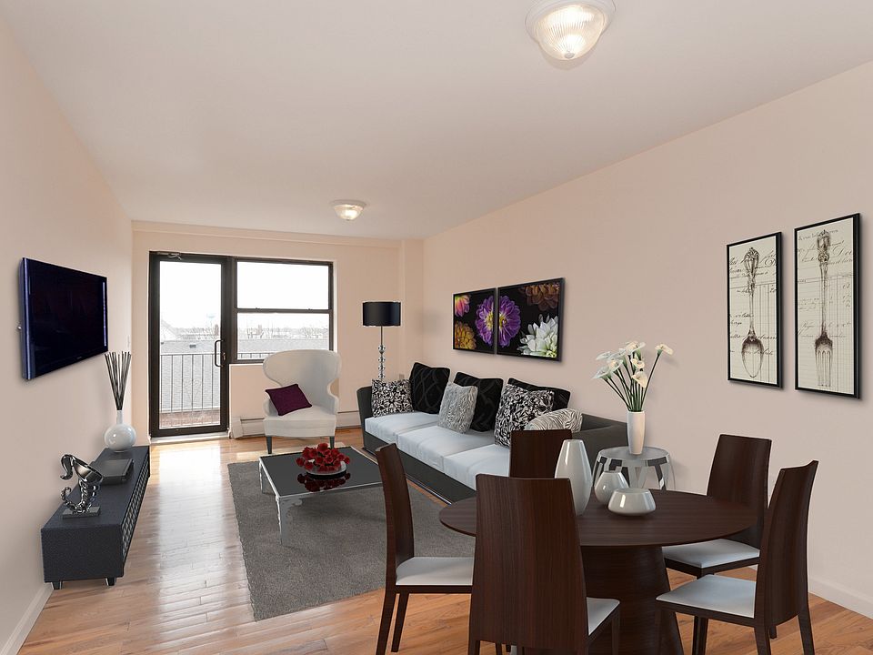 1st image of 36 Hilton Ave APT 311