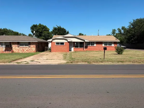 1442 22nd St, Woodward, OK 73801